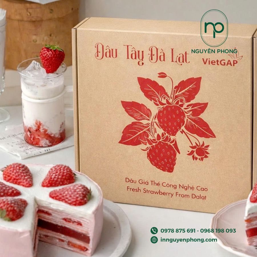 In hộp giấy đựng dâu tây bắt mắt